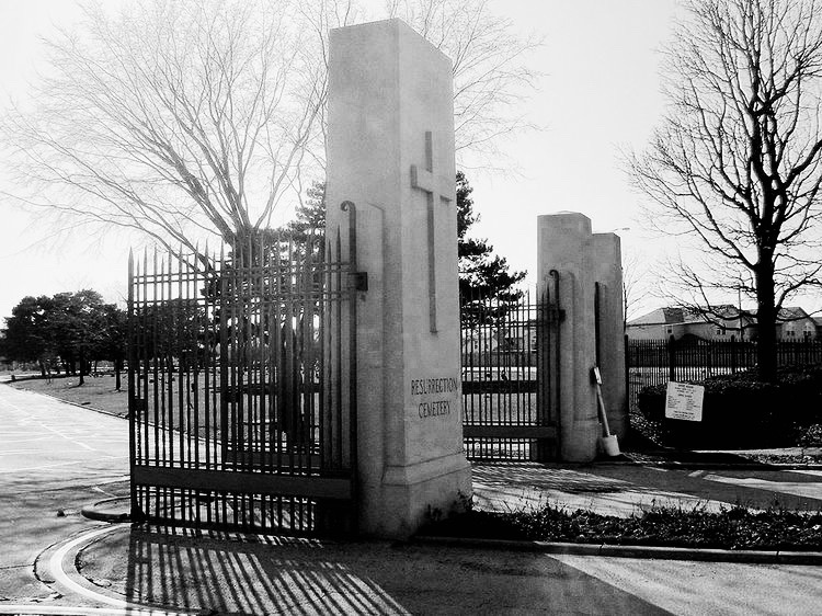 The gates of Resurrection Cemetery, the final resting place of the girl known in ghostlore as Resurrection Mary.